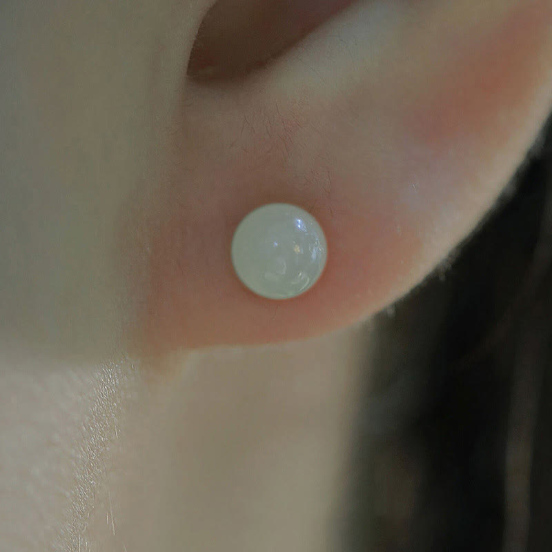 Boucles d'oreilles à tige en jade de 8 mm pour la prospérité et l'abondance