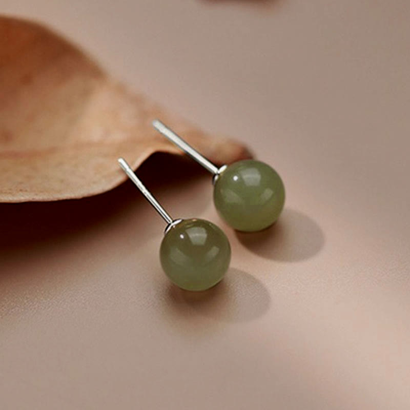 Boucles d'oreilles à tige en jade de 8 mm pour la prospérité et l'abondance