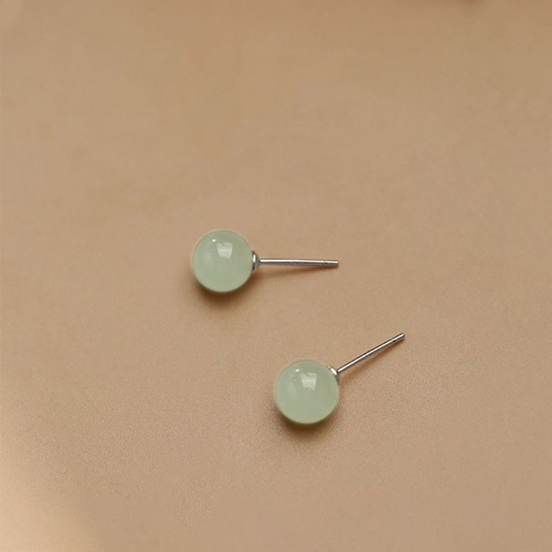 Boucles d'oreilles à tige en jade de 8 mm pour la prospérité et l'abondance