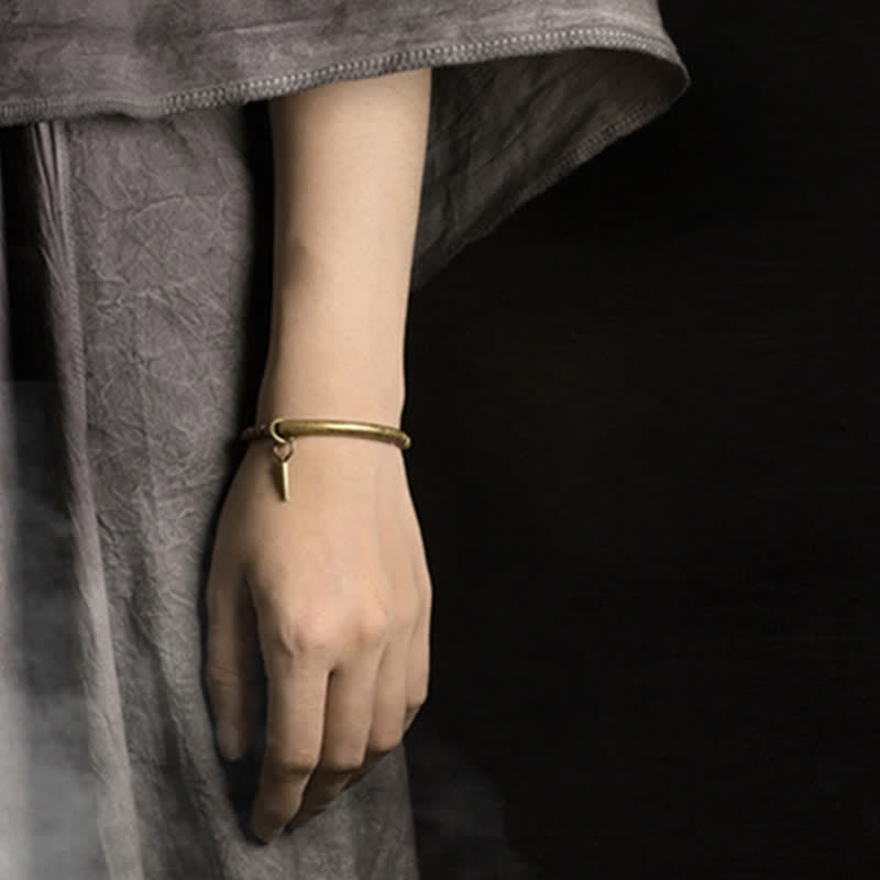 Bracelet d'équilibre spirituel en cuivre et pierre de lave de 8 mm