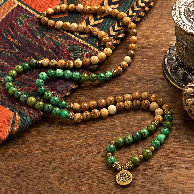 Bracelet Lotus Turquoise Jaspe Photo 8 mm pour la positivité et la croissance