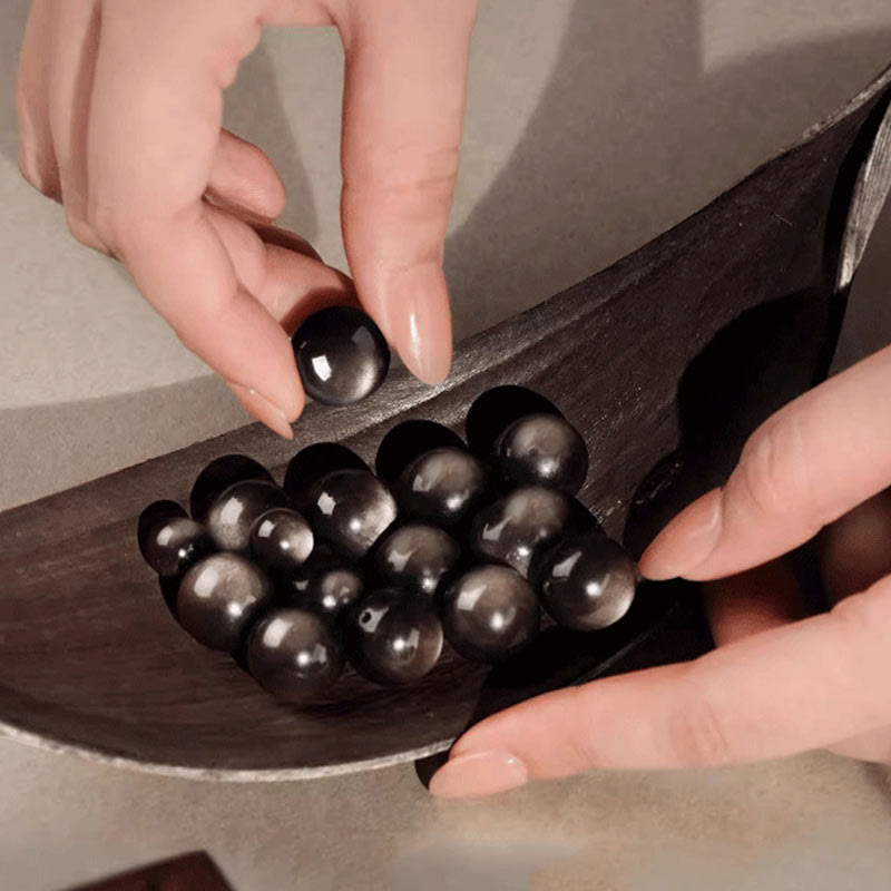 Bracelet Om Mani Padme Hum en obsidienne argentée brillante de 8 mm