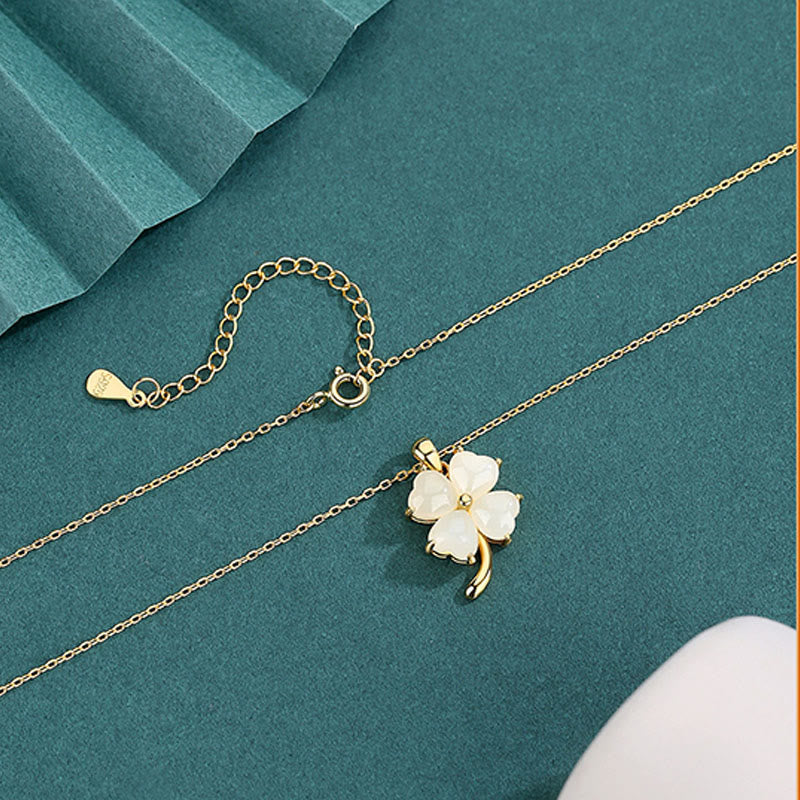 Collier porte-bonheur en argent 925 et jade Hetian avec trèfle à quatre feuilles