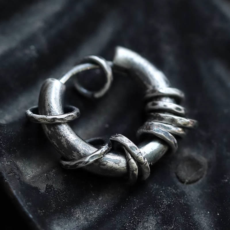 Boucles d'oreilles spirituelles de protection martelées à la main en argent sterling 925