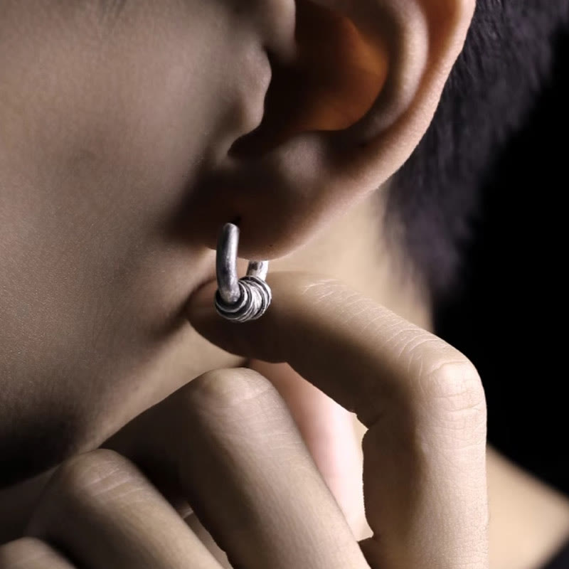 Boucles d'oreilles spirituelles de protection martelées à la main en argent sterling 925