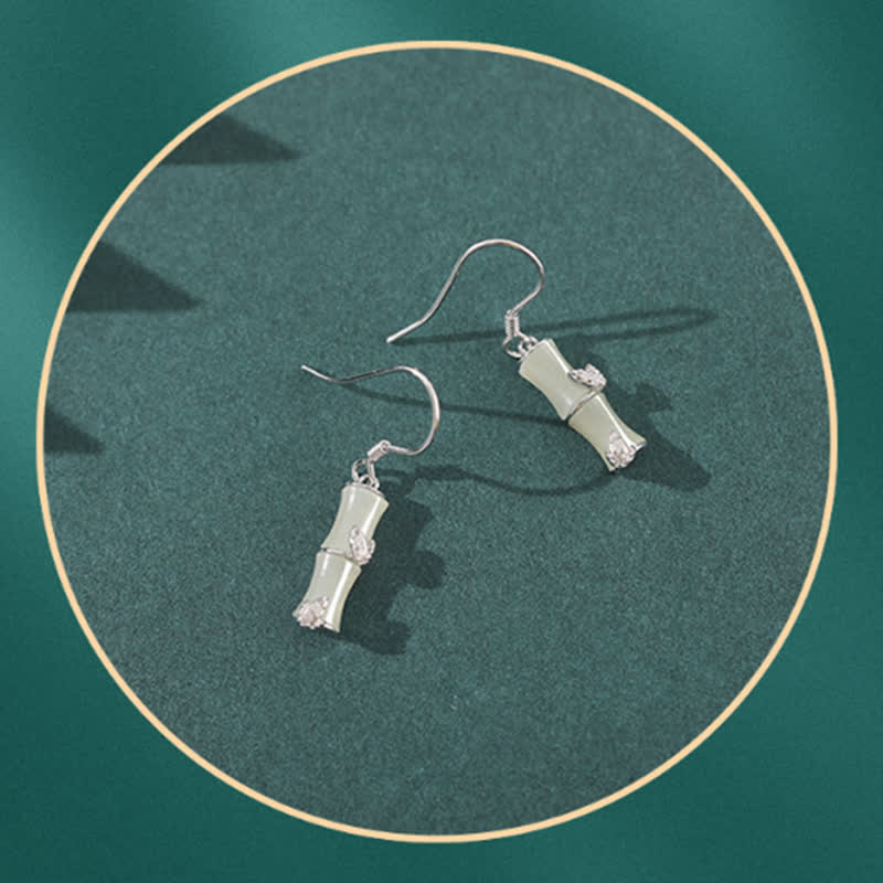 Boucles d'oreilles en argent sterling 925 et jade pour la prospérité et la protection