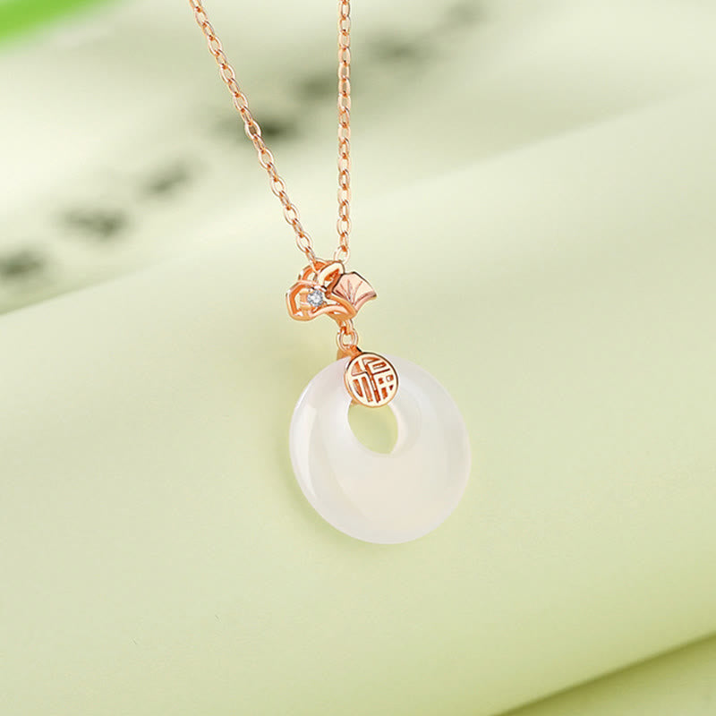 Collier en argent sterling 925 et jade avec pendentif feuille de ginkgo et papillon Harmony