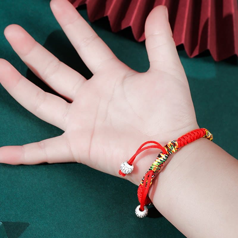 Bracelet enfant en argent sterling 925 avec cordon rouge | Résistance et protection