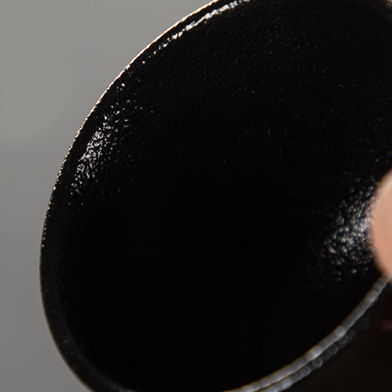 Tasse à thé en céramique noire peinte à la main de 95 ml, motif fleur de lotus