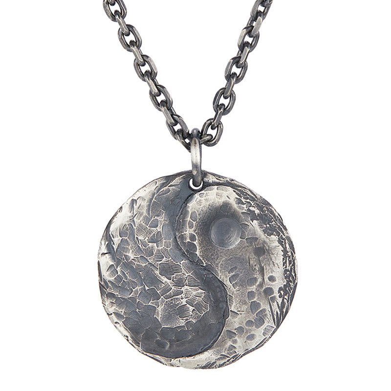 Collier Harmonie en argent sterling 990 avec texture marteau Yin Yang