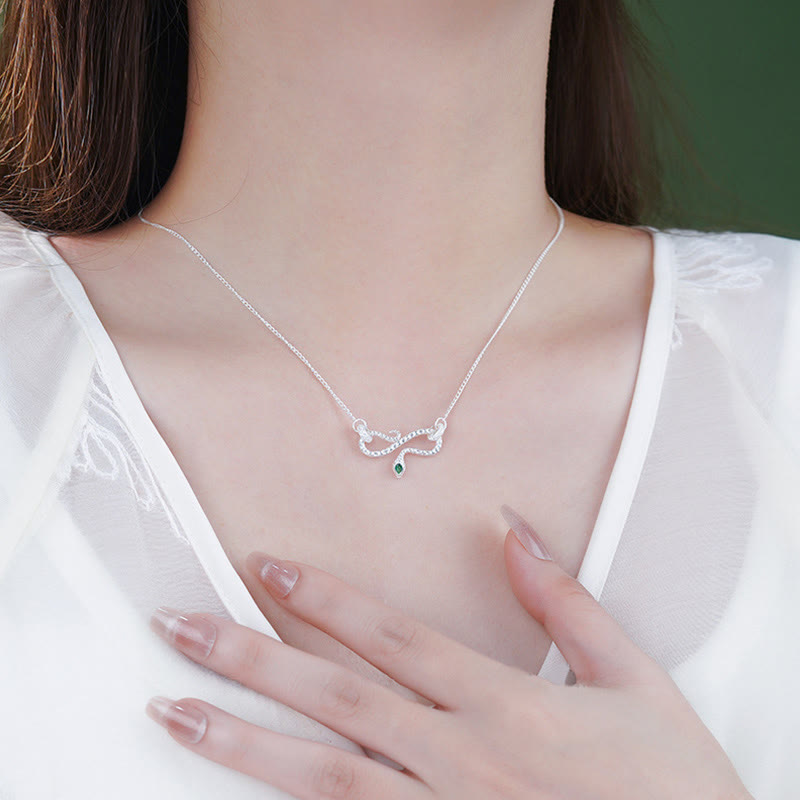 Collier serpent enroulé en argent sterling 999 pour la protection