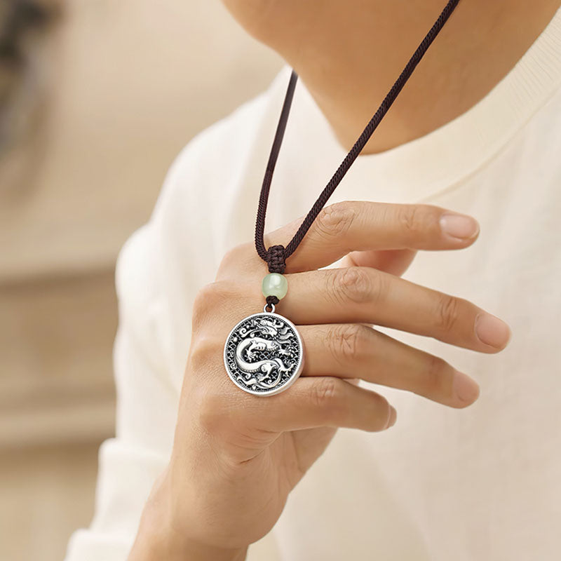 Collier en argent sterling 999 avec pendentif en jade Hetian et dragon Fu