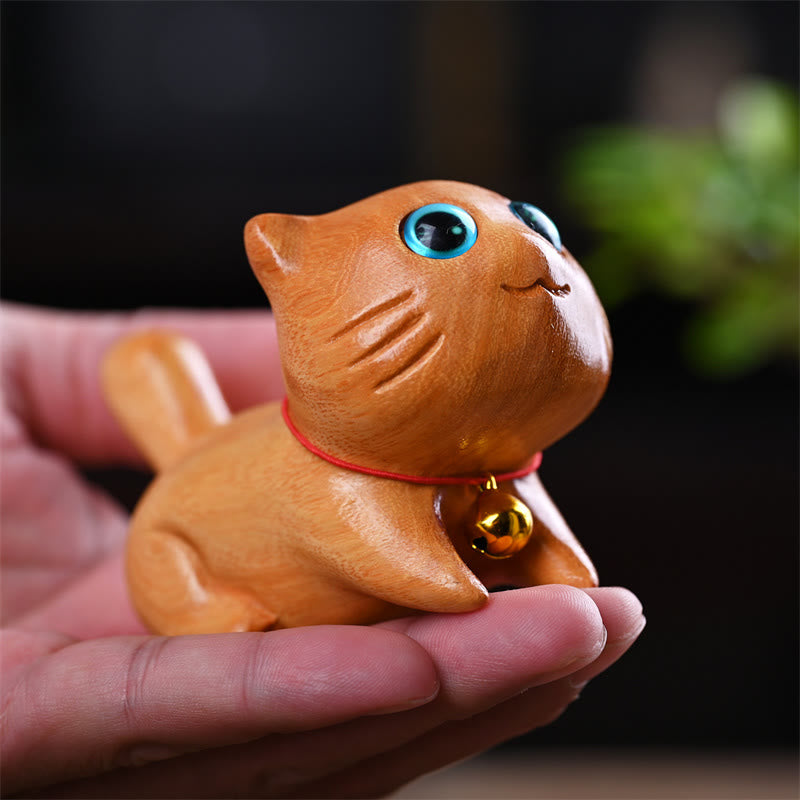 Sculpture décorative zen en bois de santal représentant un chat endormi de 9 cm