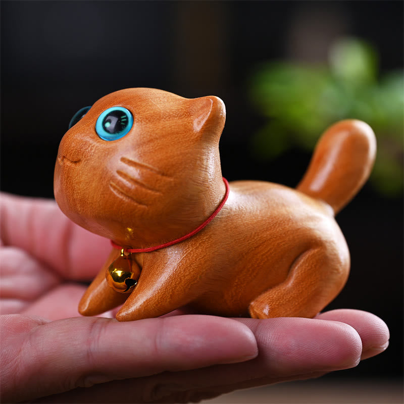 Sculpture décorative zen en bois de santal représentant un chat endormi de 9 cm