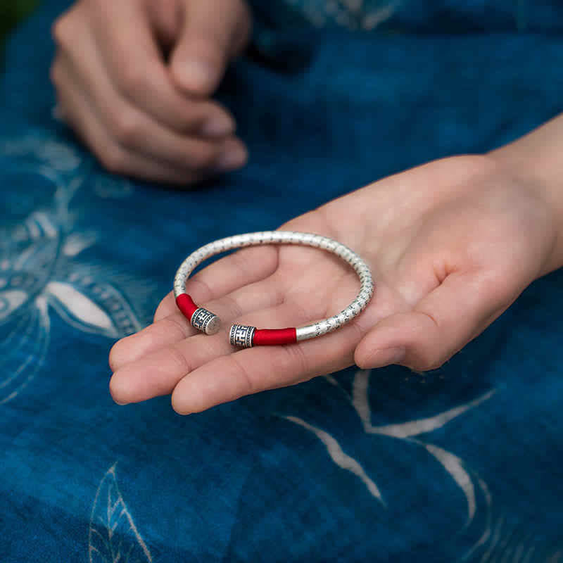 Unisex Red String Om Mani Padme Hum Bracelet for Luck & Protection