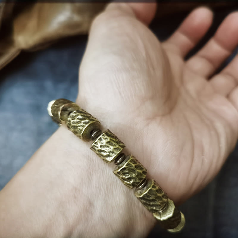 Bracelet spirituel en cuivre de 9 mm avec motif de cratère de météorite