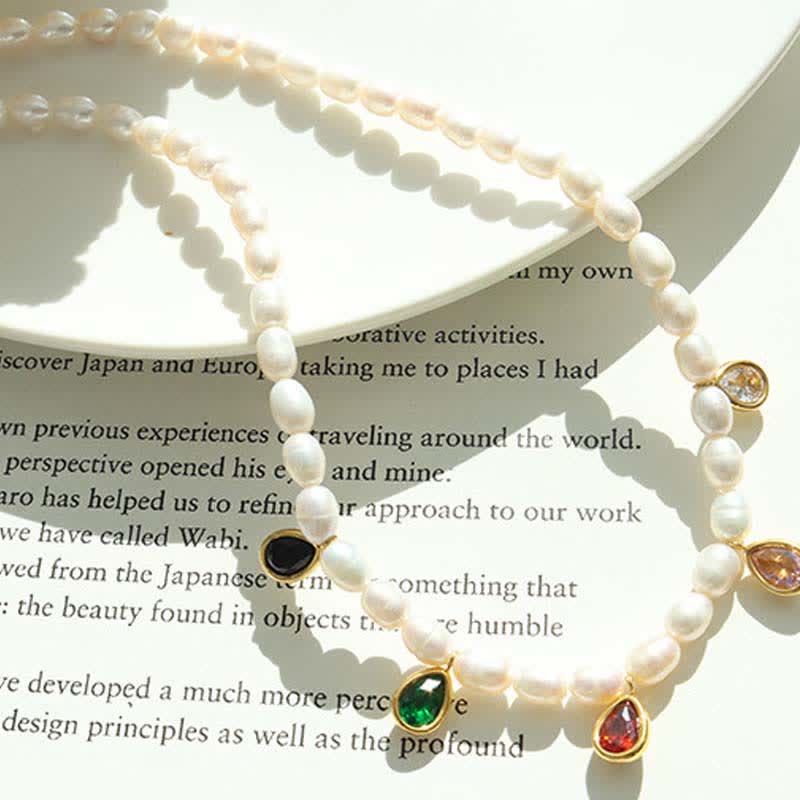 Pearl Purity Necklace Pendant with 18K Gold and Crystal