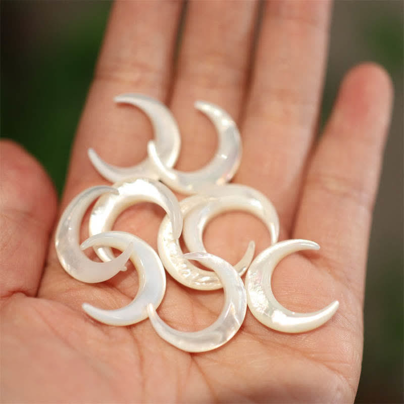 Tridacna Stone Crescent Moon Spiritual Necklace Pendant