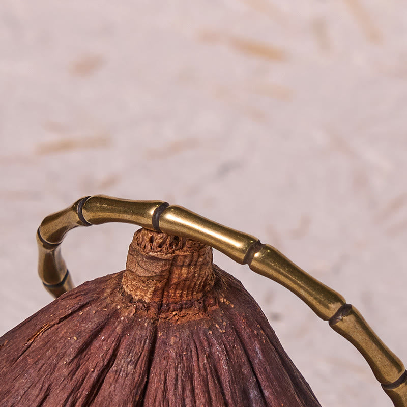 Bracelet spirituel réglable en cuivre et bambou pour la force et la chance