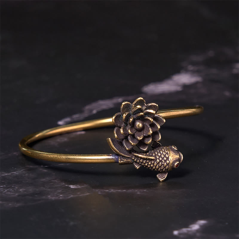 Bracelet réglable en cuivre avec fleur de lotus et poisson koï pour la chance et l'illumination