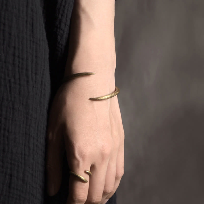 Bracelet porte-bonheur réglable en cuivre pour l'équilibre spirituel