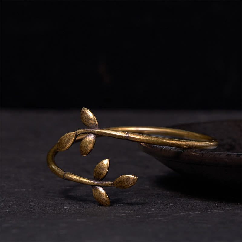 Bracelet jonc spirituel réglable en cuivre avec trèfle porte-bonheur