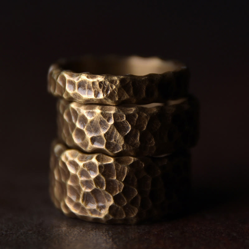 Bague porte-bonheur tibétaine réglable en cuivre pour une énergie positive