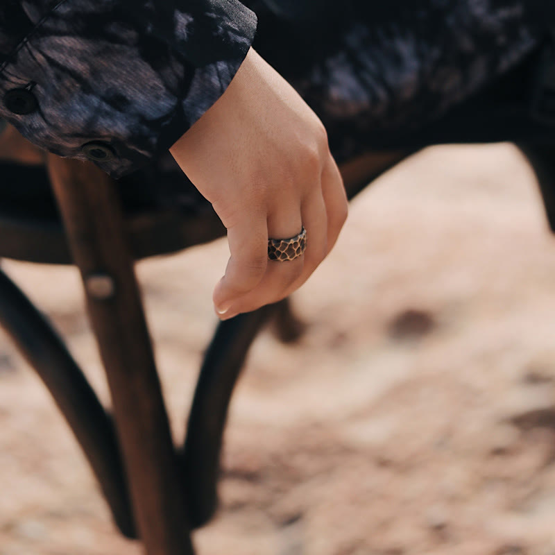 Bague porte-bonheur tibétaine réglable en cuivre pour une énergie positive