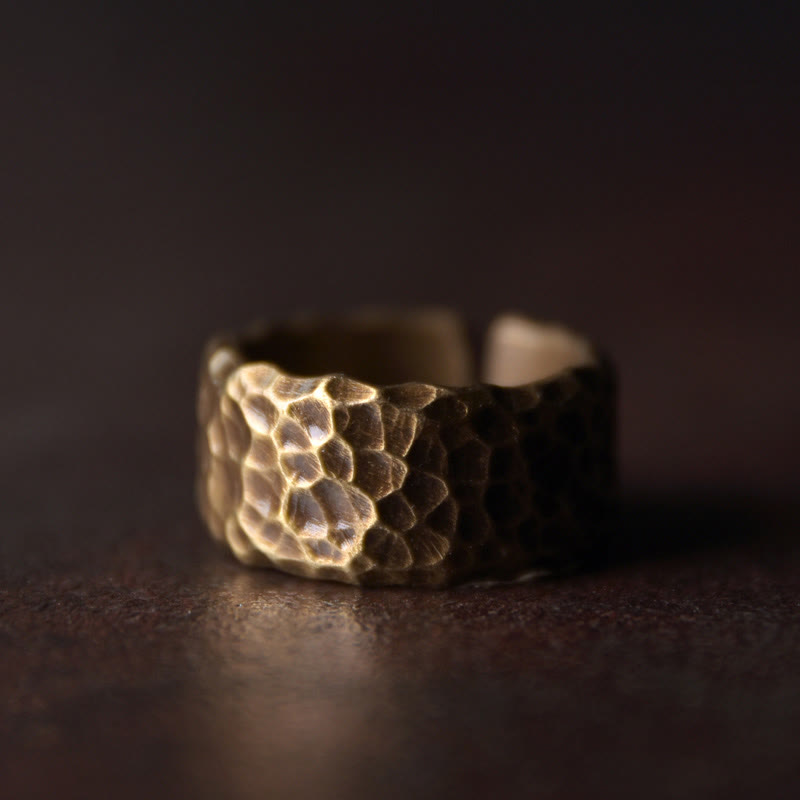 Bague porte-bonheur tibétaine réglable en cuivre pour une énergie positive