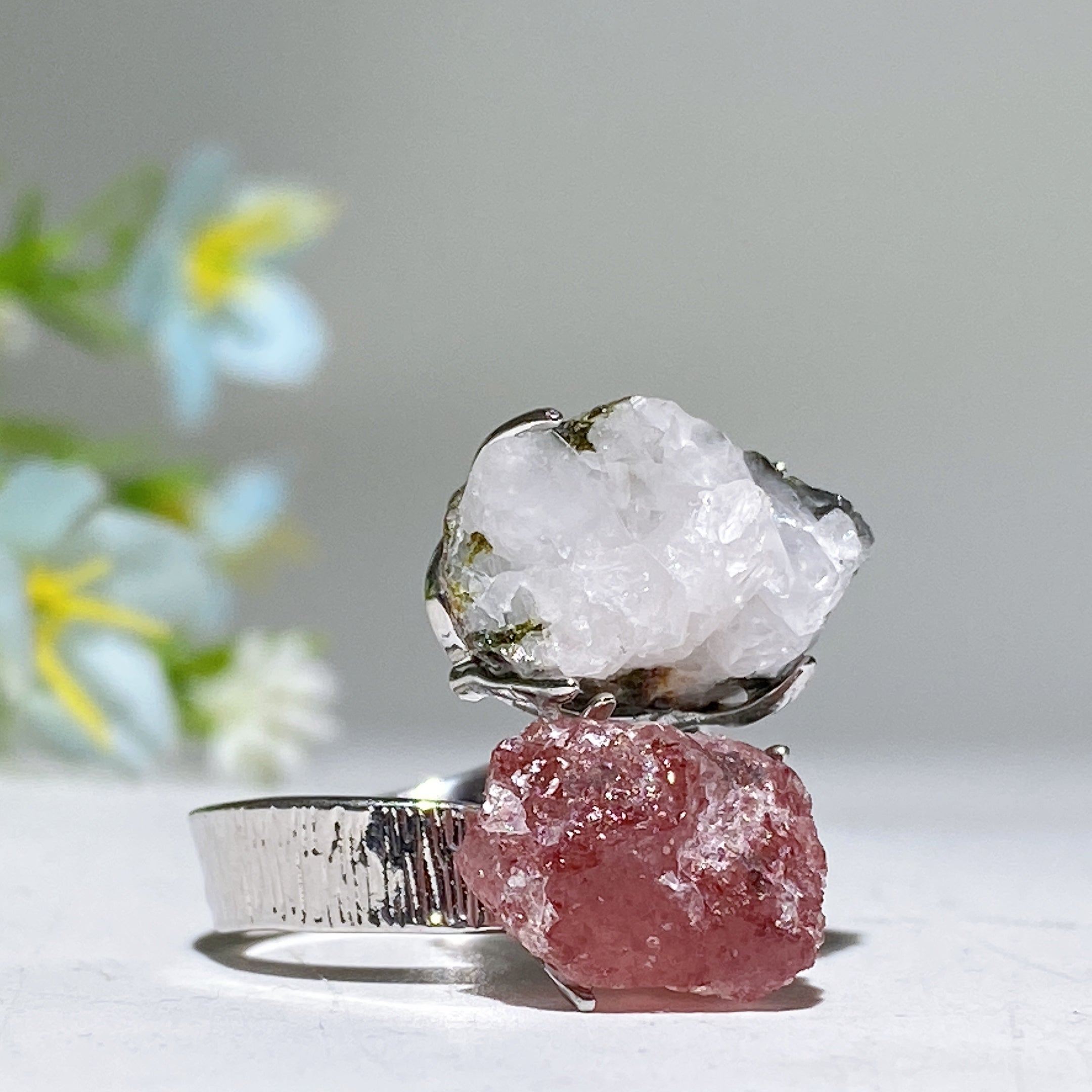 Bague spirituelle réglable en double pierre de cristal brut, énergie de guérison