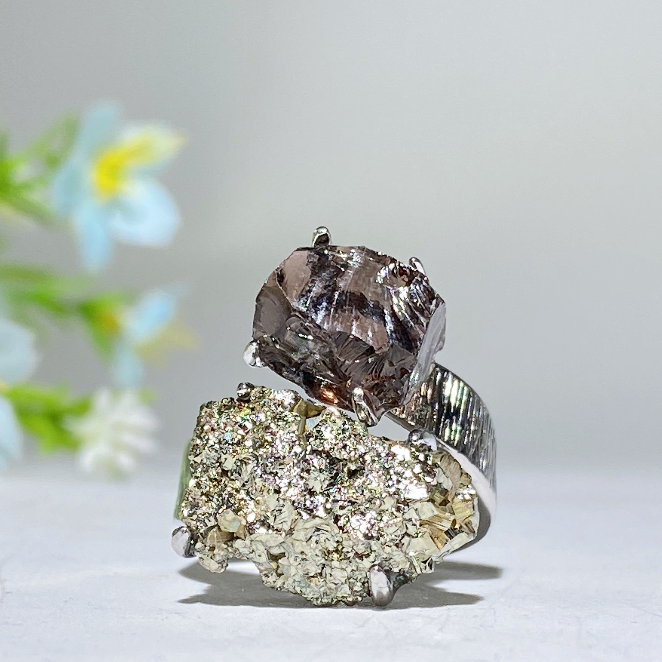Bague spirituelle réglable en double pierre de cristal brut, énergie de guérison
