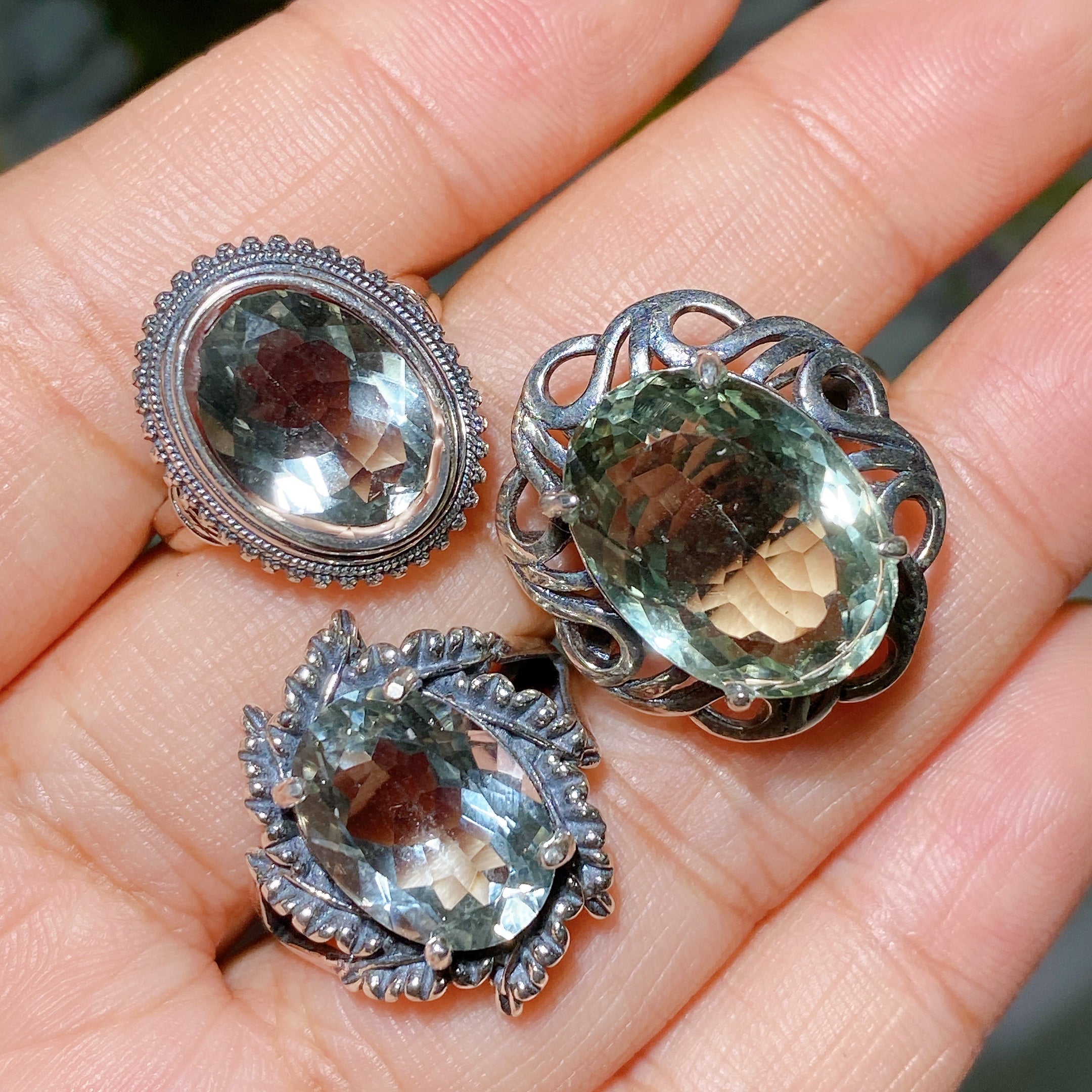 Bague ajustable en améthyste verte pour la guérison et l'équilibre spirituel