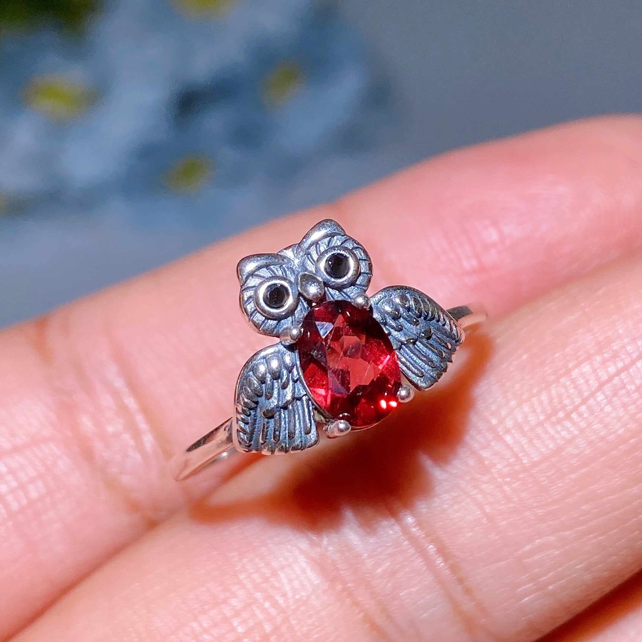 Adjustable Silver Garnet Ring Pendant for Crystal Healing