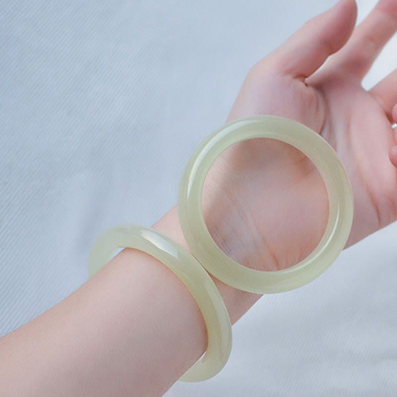 Bracelet manchette Abondance en jade d'Afghanistan 54-56 mm