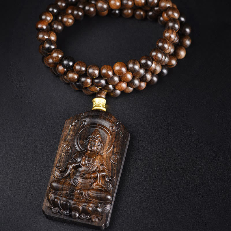 Collier en bois d'agar avec perles d'Avalokitesvara pour la force et la chance