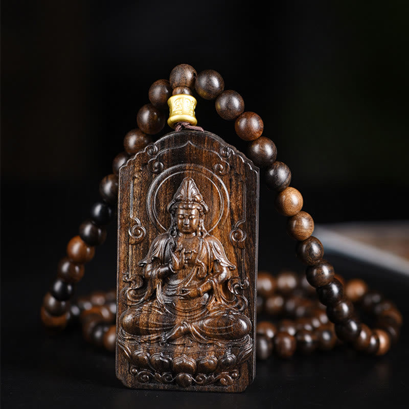 Collier en bois d'agar avec perles d'Avalokitesvara pour la force et la chance