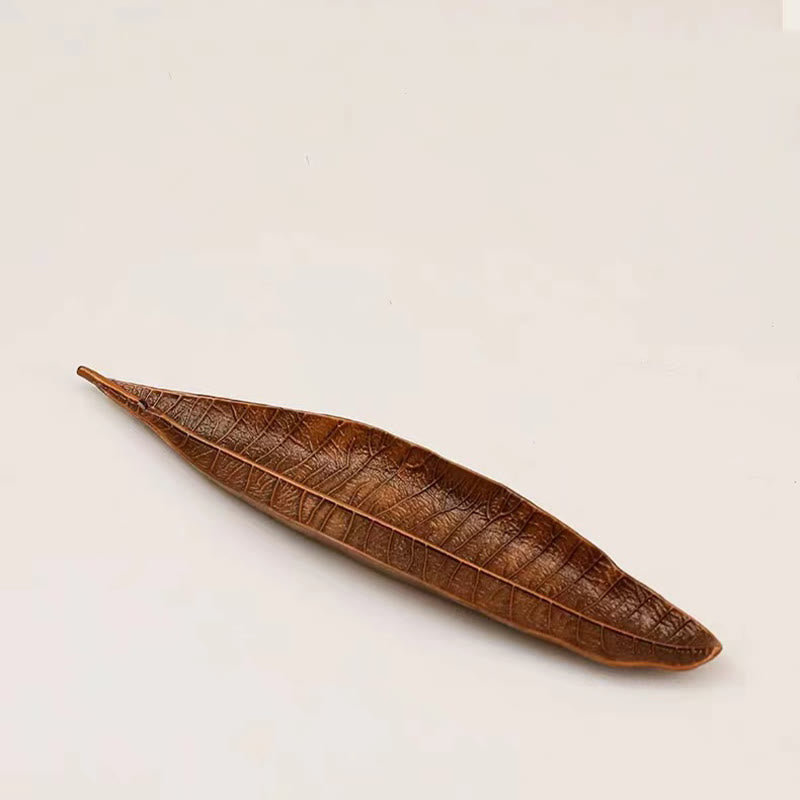 Brûle-encens en alliage avec motif de feuilles orientales pour la tranquillité