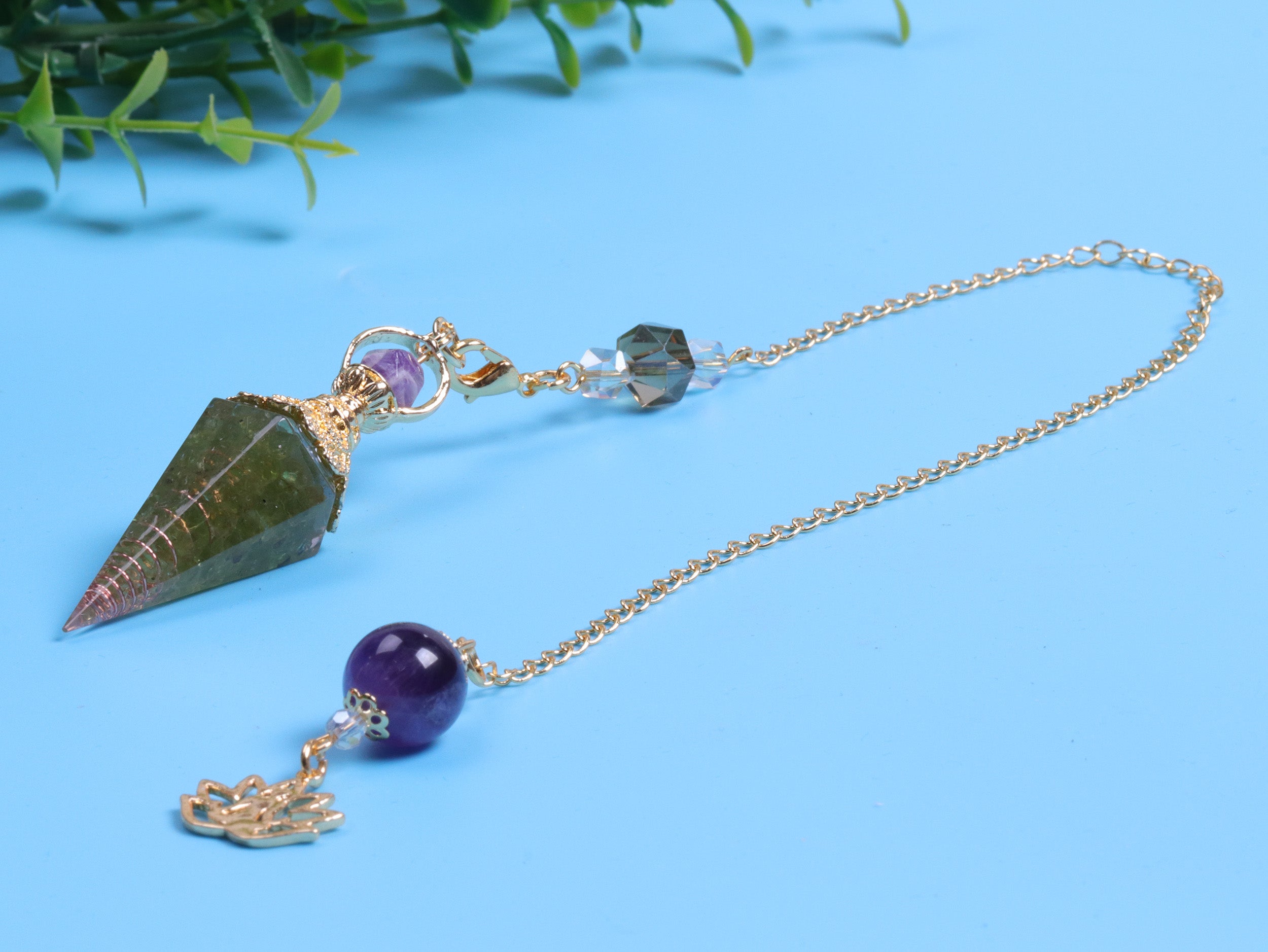 Pendule en cristal d'orgone améthyste péridot