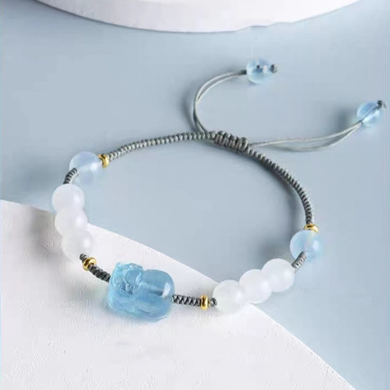 Bracelet Pixiu en aigue-marine et jade blanc pour la richesse et la sérénité