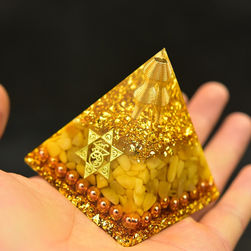 Pyramide d'Aura Orgone Aventurine