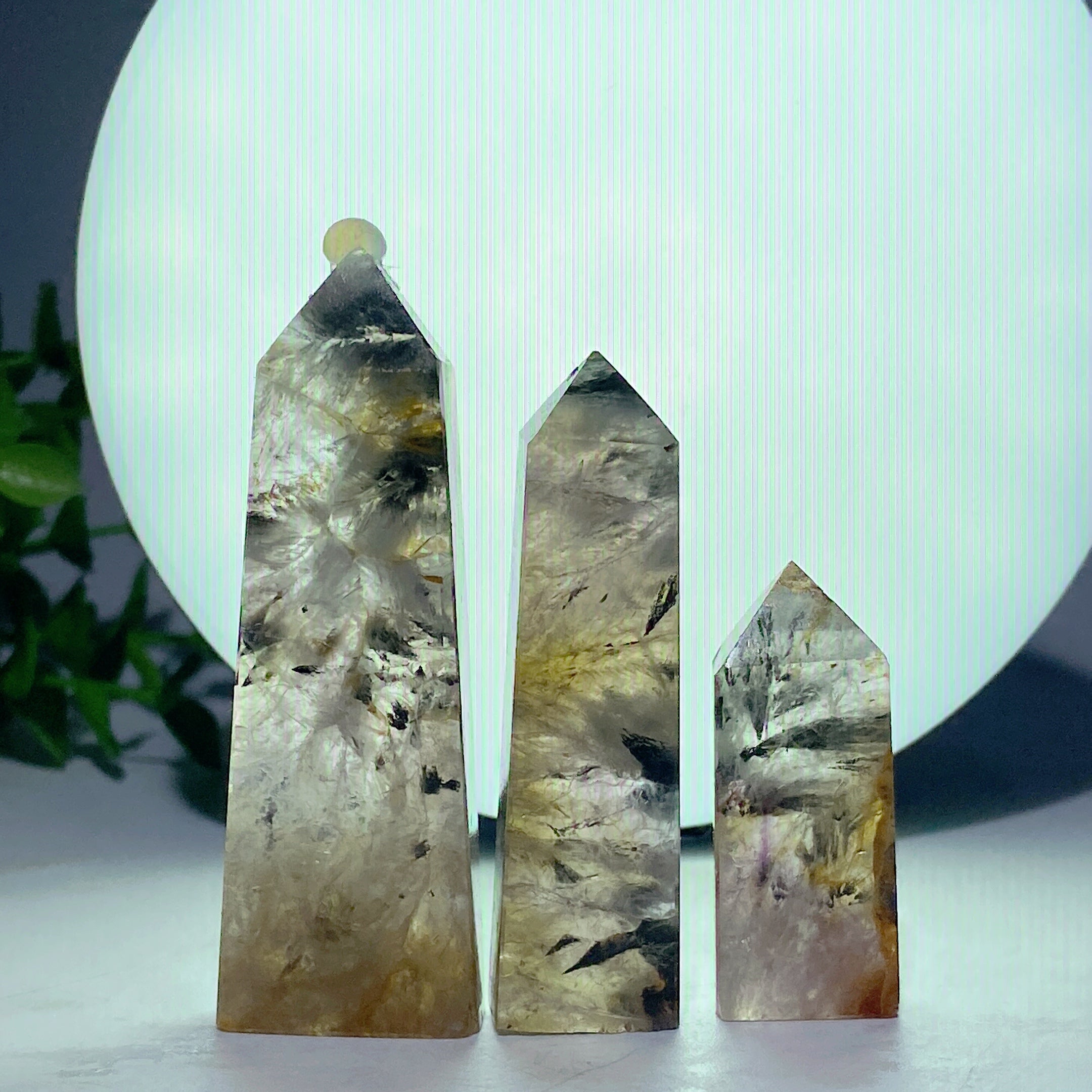 Auralite 23 Crystal Point 1.5-4.5 Inch Healing Wand
