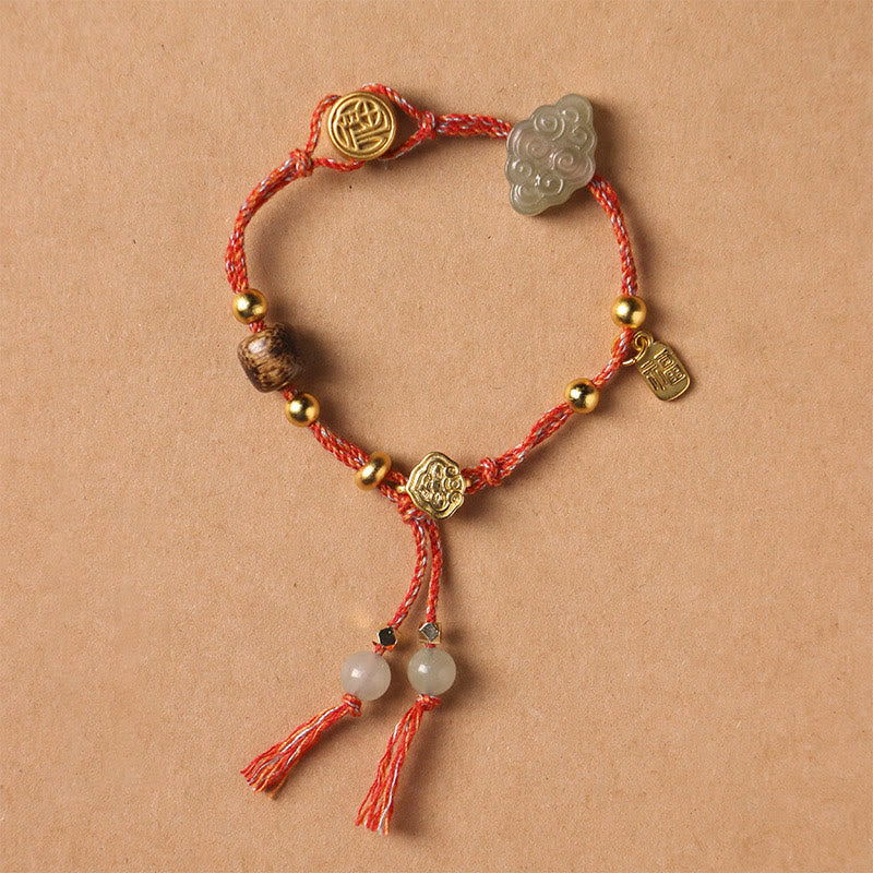 Bracelet porte-bonheur en corde de jade Hetian avec nuages ​​de bon augure et personnage Fu