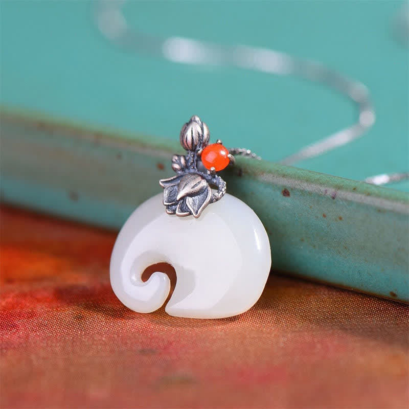 Collier de protection en jade blanc éléphant lotus 45 cm