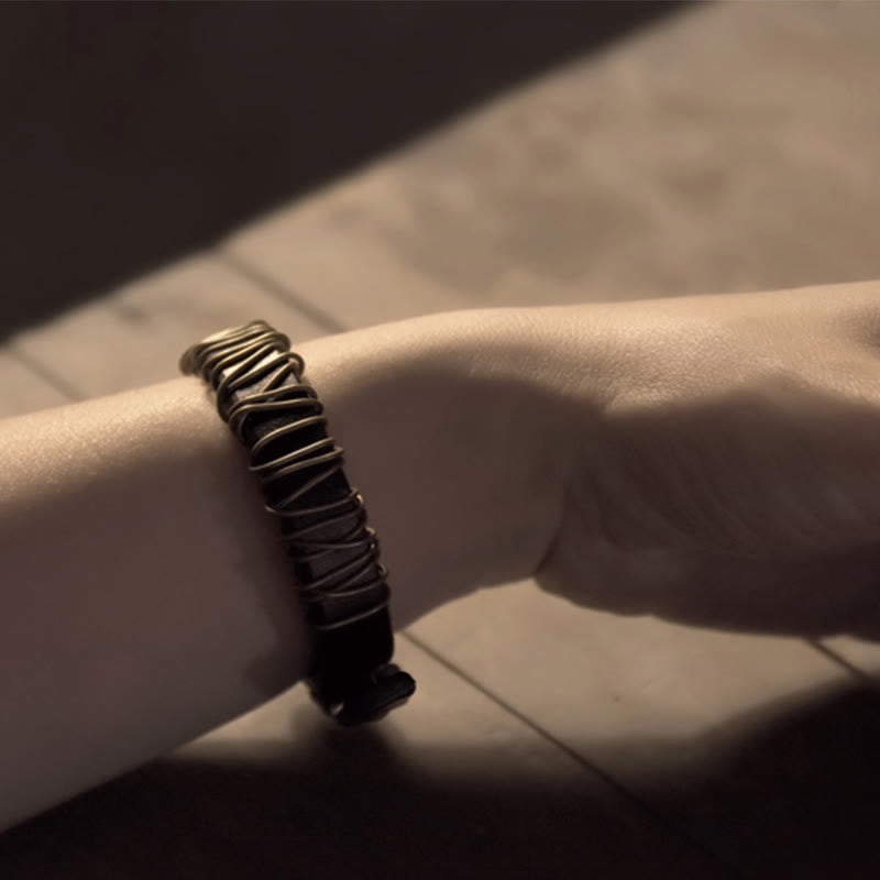 Bracelet d'équilibre spirituel en cuir noir et fil de cuivre