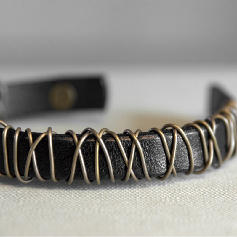 Bracelet d'équilibre spirituel en cuir noir et fil de cuivre