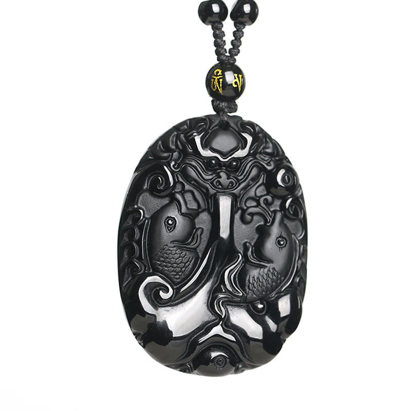 Collier pendentif poisson koï en obsidienne noire pour la force et l'épanouissement
