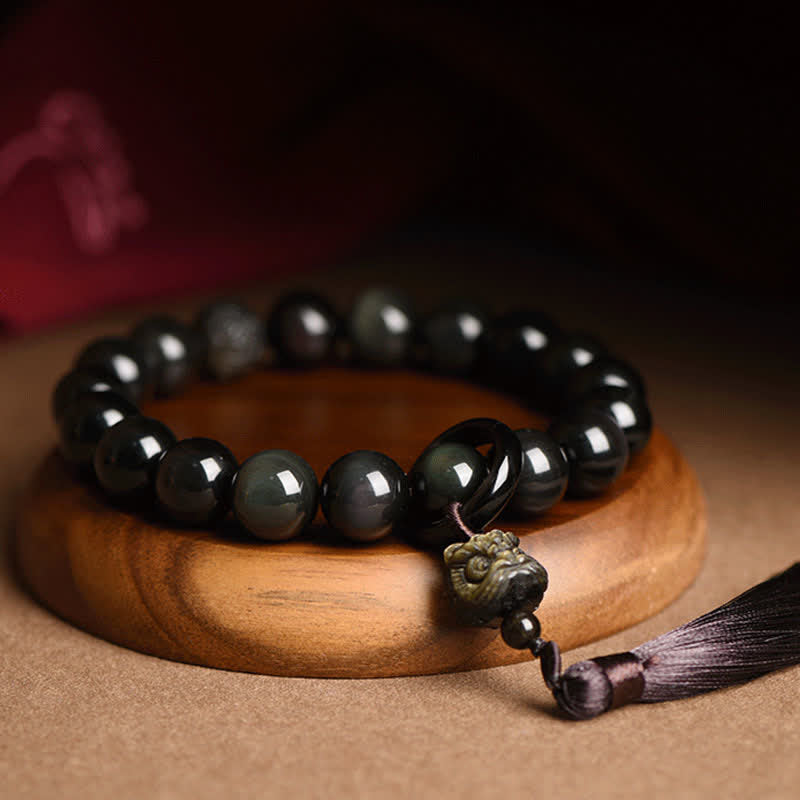 Mala de poignet en obsidienne noire avec lion pour la protection et le courage