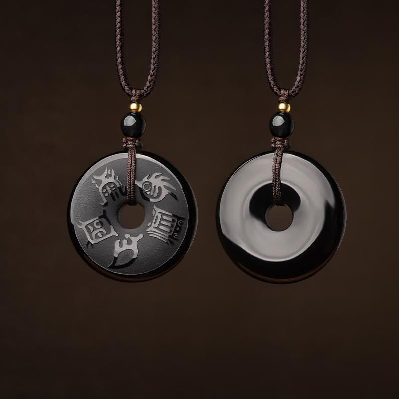 Collier en obsidienne noire avec boucle de paix et pendentif des cinq montagnes sacrées
