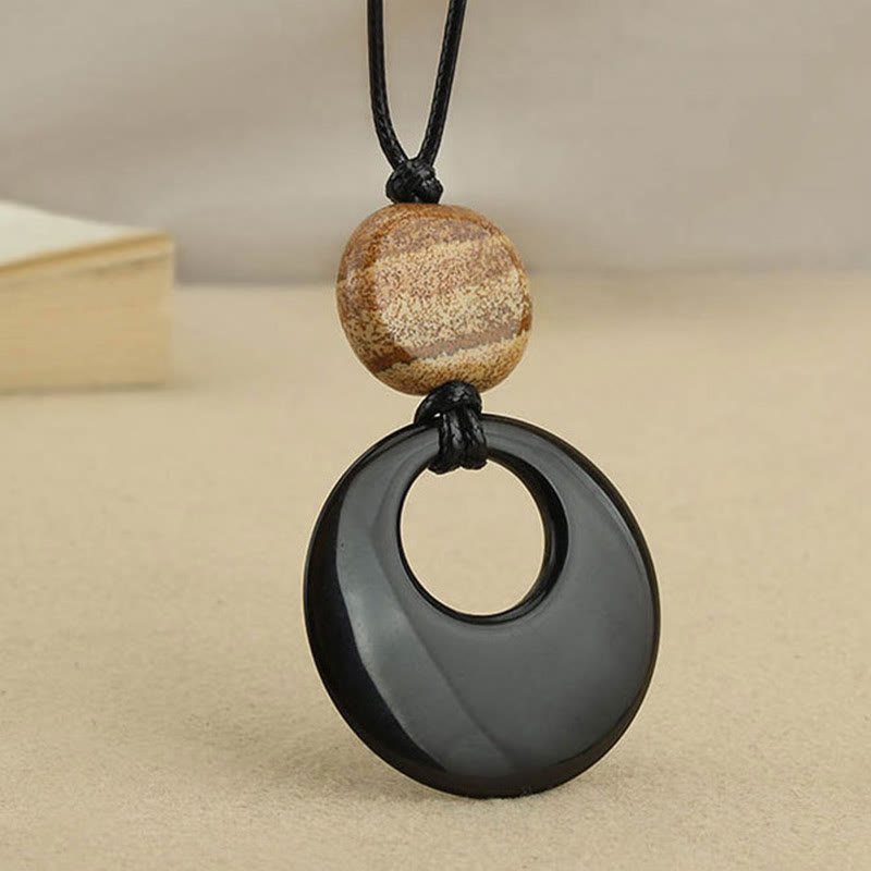 Collier pendentif en pierre d'obsidienne noire
