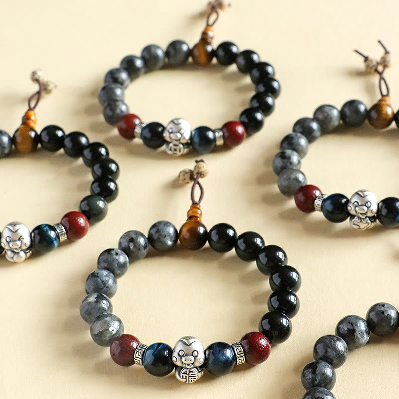 Bracelet de protection du personnage Fu en onyx noir